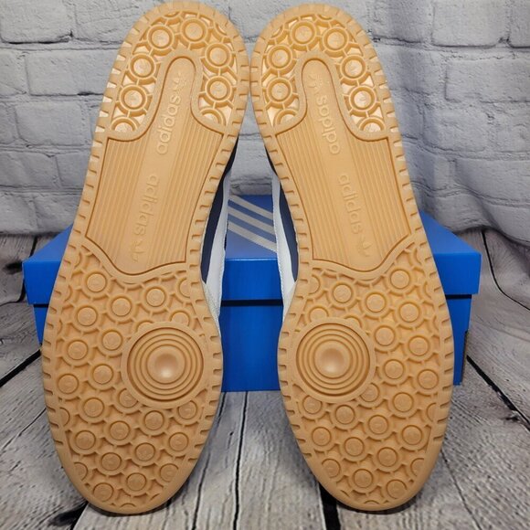 Adidas Forum Low CL Shoes - Picture 10 of 12